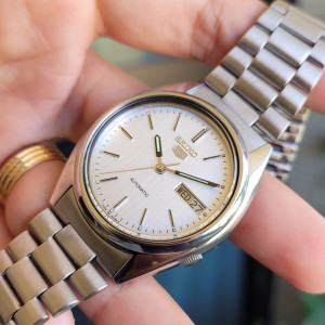 Seiko 5 Autom�tico Vintage Ref. 7009-3040 Calibre 7009a